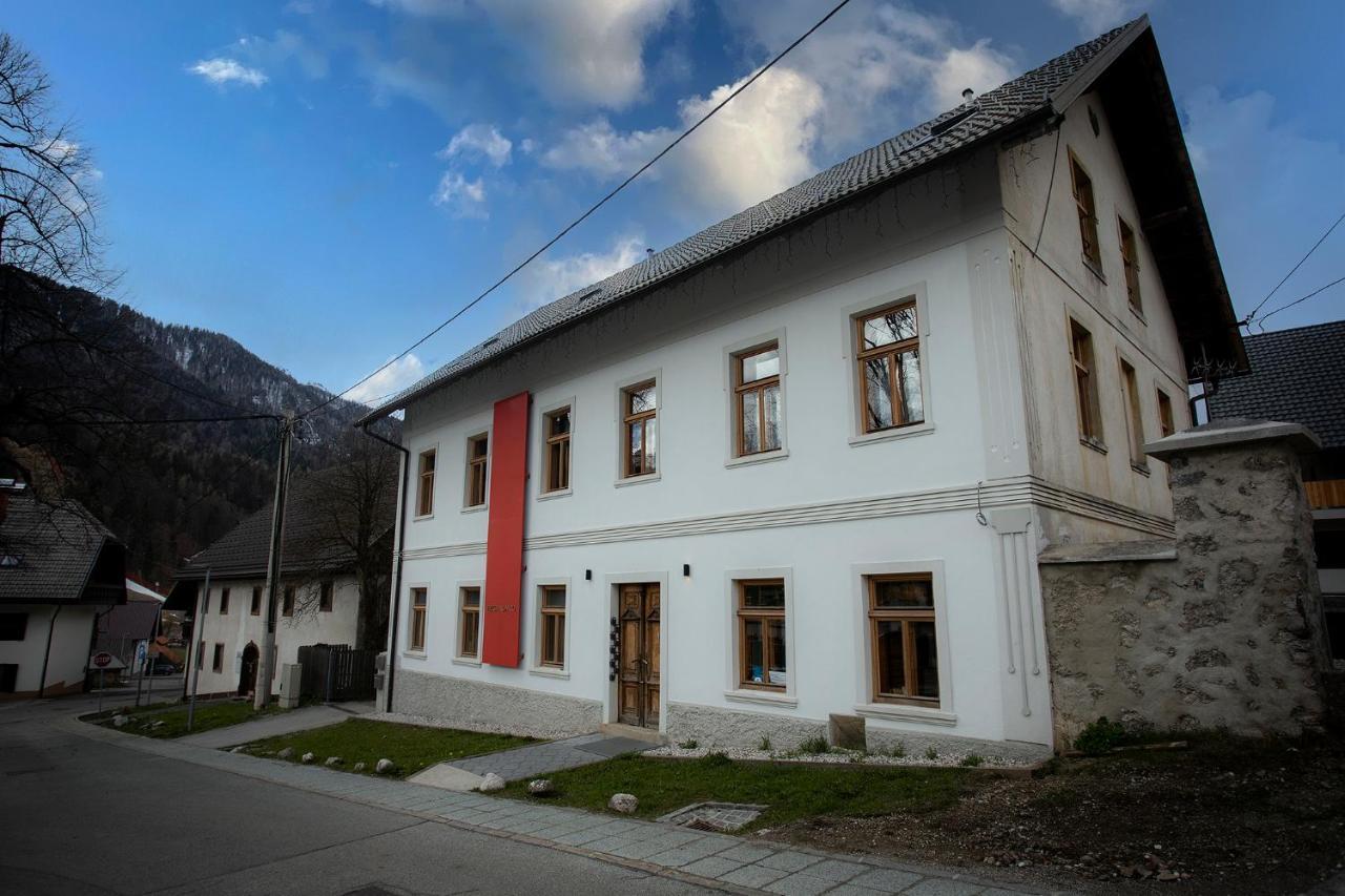 Pr'Gavedarjo Eco Heritage B&B Kranjska Gora Buitenkant foto