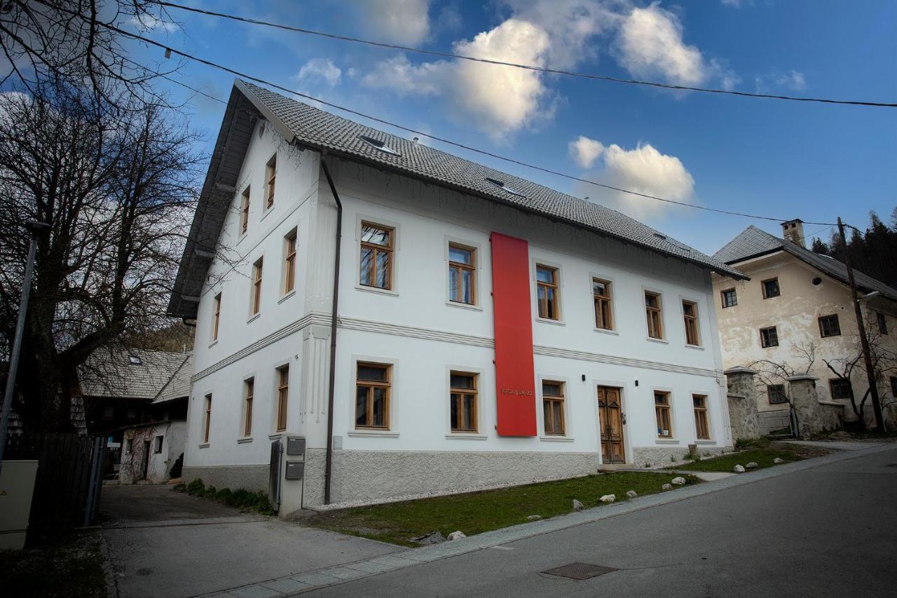 Pr'Gavedarjo Eco Heritage B&B Kranjska Gora Buitenkant foto