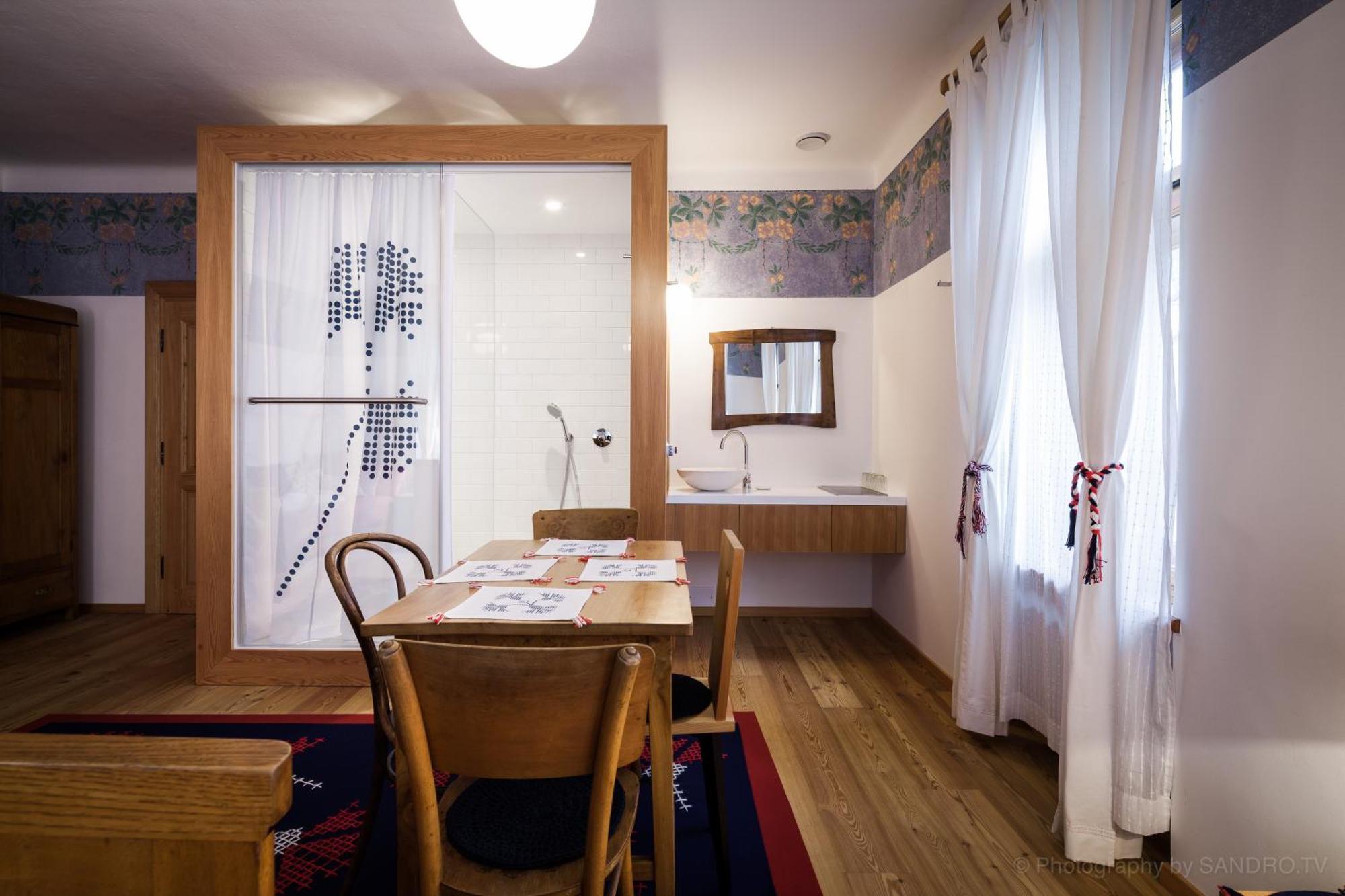 Pr'Gavedarjo Eco Heritage B&B Kranjska Gora Buitenkant foto