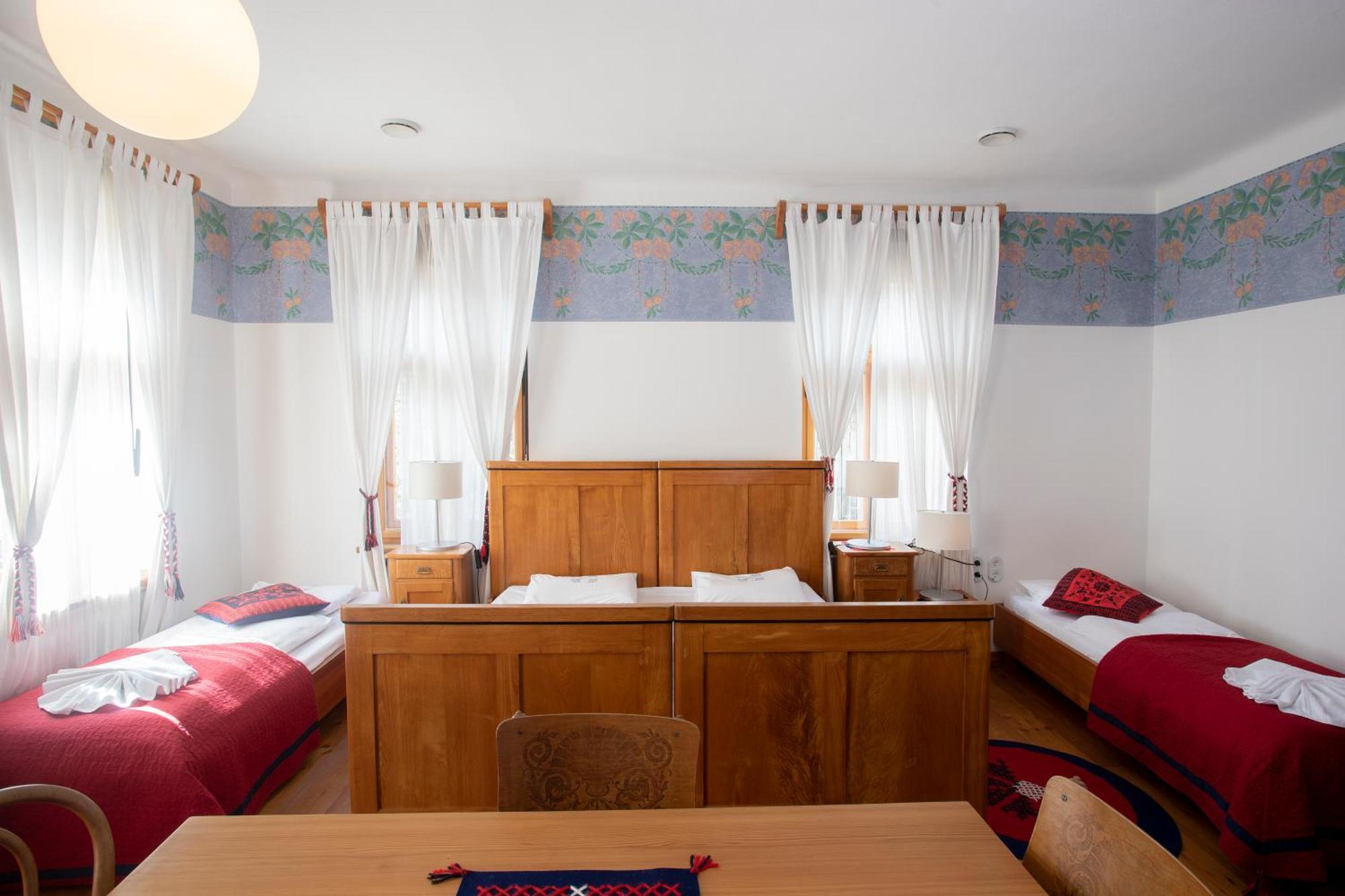 Pr'Gavedarjo Eco Heritage B&B Kranjska Gora Kamer foto